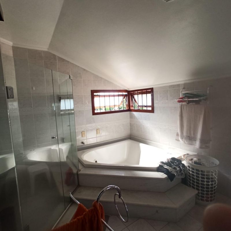 Casa com 3 quartos, 3 banheiros e 296m² à venda no bairro Jardim do Prado, Taquara