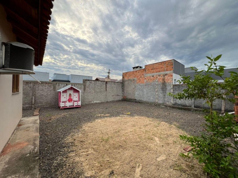 Casa com 2 quartos e 1 banheiro à venda no bairro Nova Parobe, Parobe