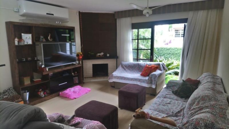 Casa com 4 quartos, 4 banheiros e 241m² à venda no bairro Jardim do Prado, Taquara
