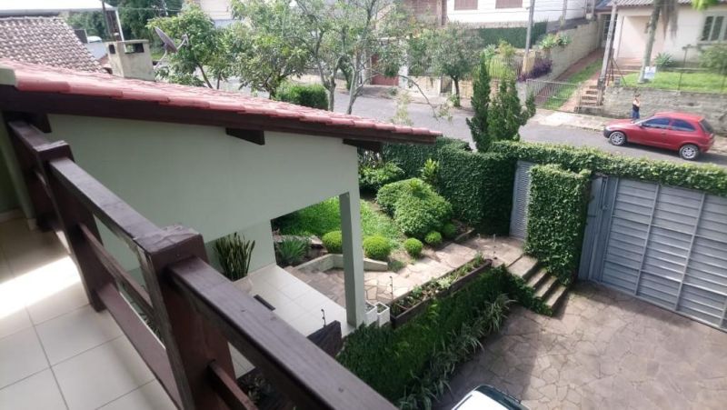 Casa com 4 quartos, 4 banheiros e 241m² à venda no bairro Jardim do Prado, Taquara