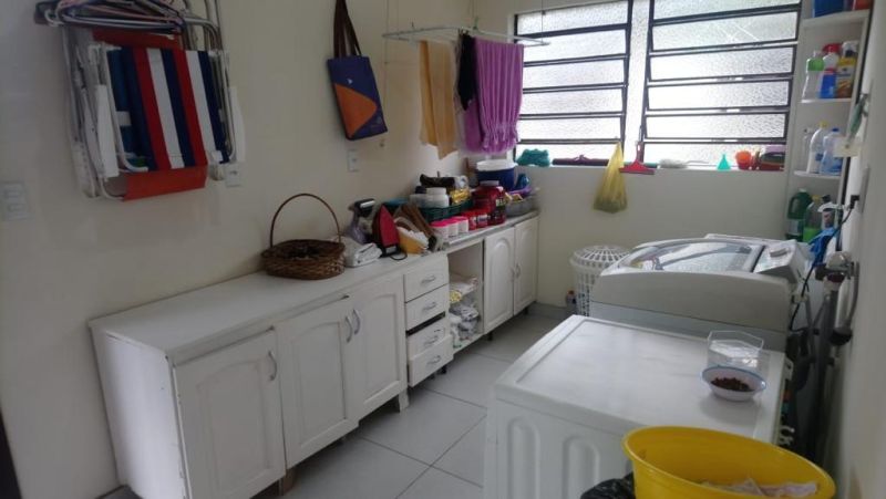 Casa com 4 quartos, 4 banheiros e 241m² à venda no bairro Jardim do Prado, Taquara