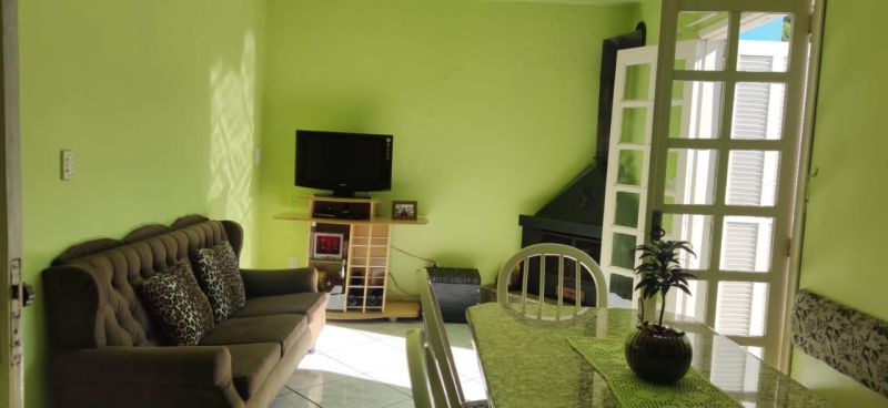 Casa com 3 quartos, 4 banheiros e 400m² à venda no bairro Jardim do Prado, Taquara