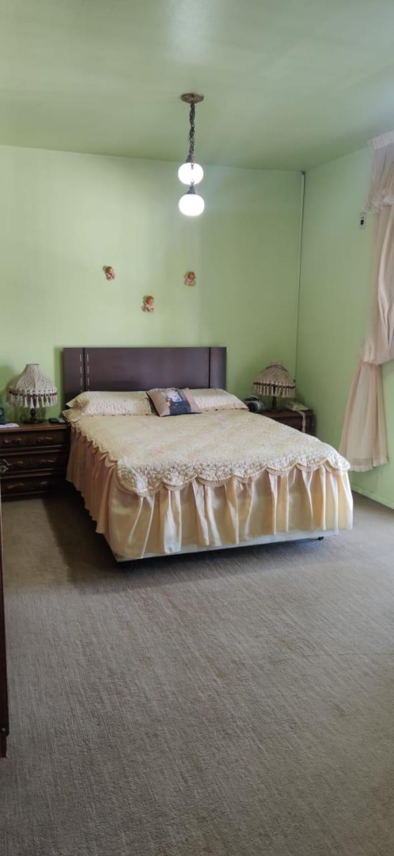 Casa com 3 quartos, 4 banheiros e 400m² à venda no bairro Jardim do Prado, Taquara