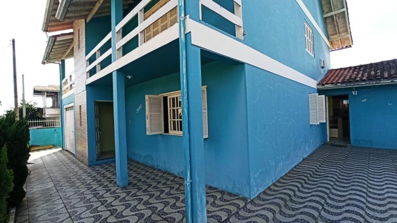 Casa com 3 quartos, 4 banheiros e 400m² à venda no bairro Jardim do Prado, Taquara