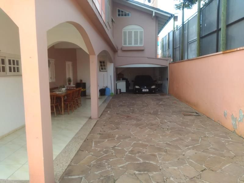 Casa com 3 quartos, 3 banheiros e 250m² à venda no bairro Jardim do Prado, Taquara