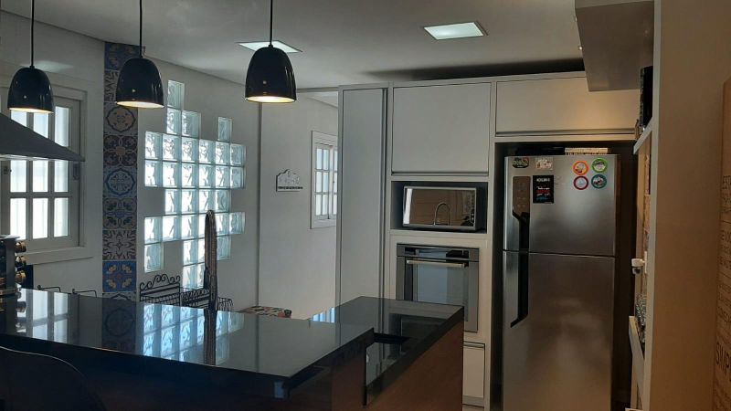 Casa com 3 quartos, 4 banheiros e 400m² à venda no bairro Jardim do Prado, Taquara