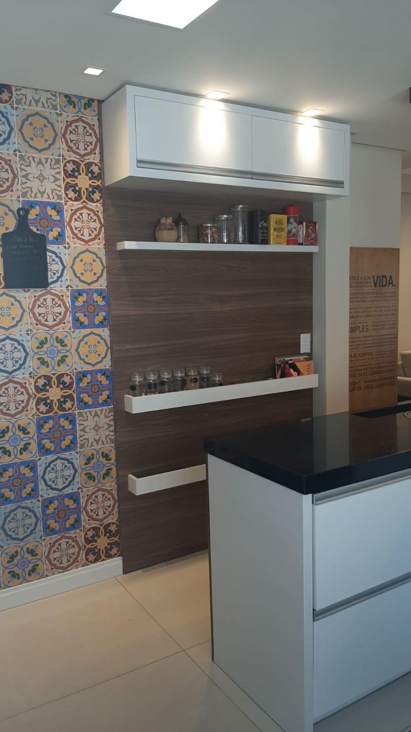 Casa com 3 quartos, 4 banheiros e 400m² à venda no bairro Jardim do Prado, Taquara