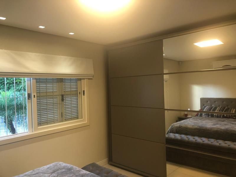 Casa com 3 quartos, 4 banheiros e 400m² à venda no bairro Jardim do Prado, Taquara
