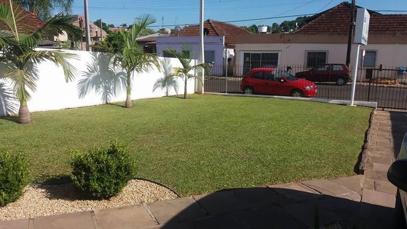 Casa com 2 quartos, 1 banheiro e 170m² à venda no bairro Centro, Taquara