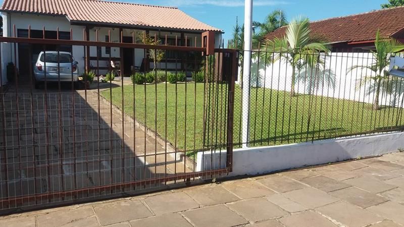 Casa com 2 quartos, 1 banheiro e 170m² à venda no bairro Centro, Taquara