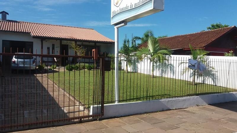 Casa com 2 quartos, 1 banheiro e 170m² à venda no bairro Centro, Taquara