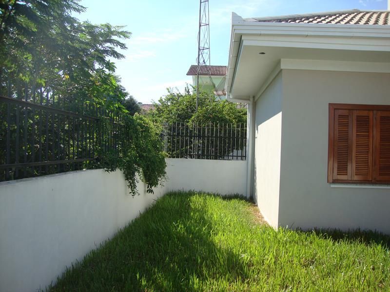 Casa com 3 quartos, 2 banheiros e 147m² à venda no bairro Centro, Taquara