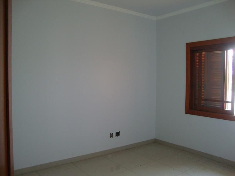 Casa com 3 quartos, 2 banheiros e 147m² à venda no bairro Centro, Taquara
