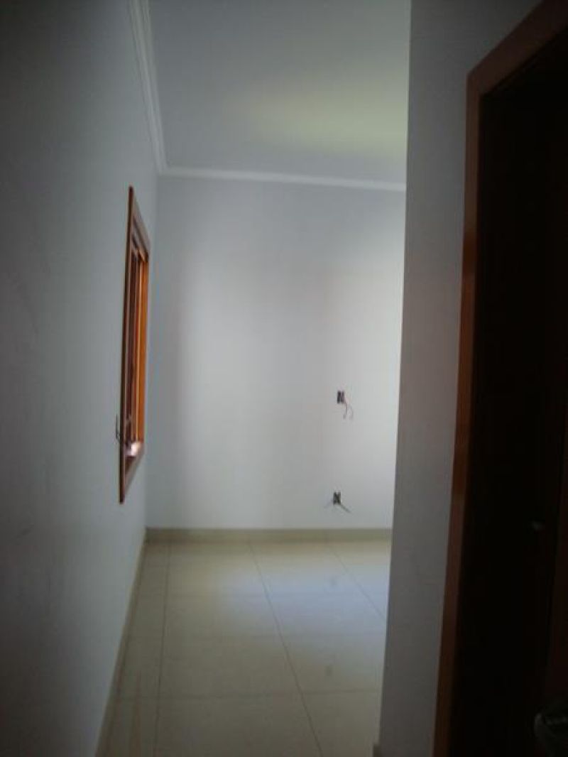 Casa com 3 quartos, 2 banheiros e 147m² à venda no bairro Centro, Taquara