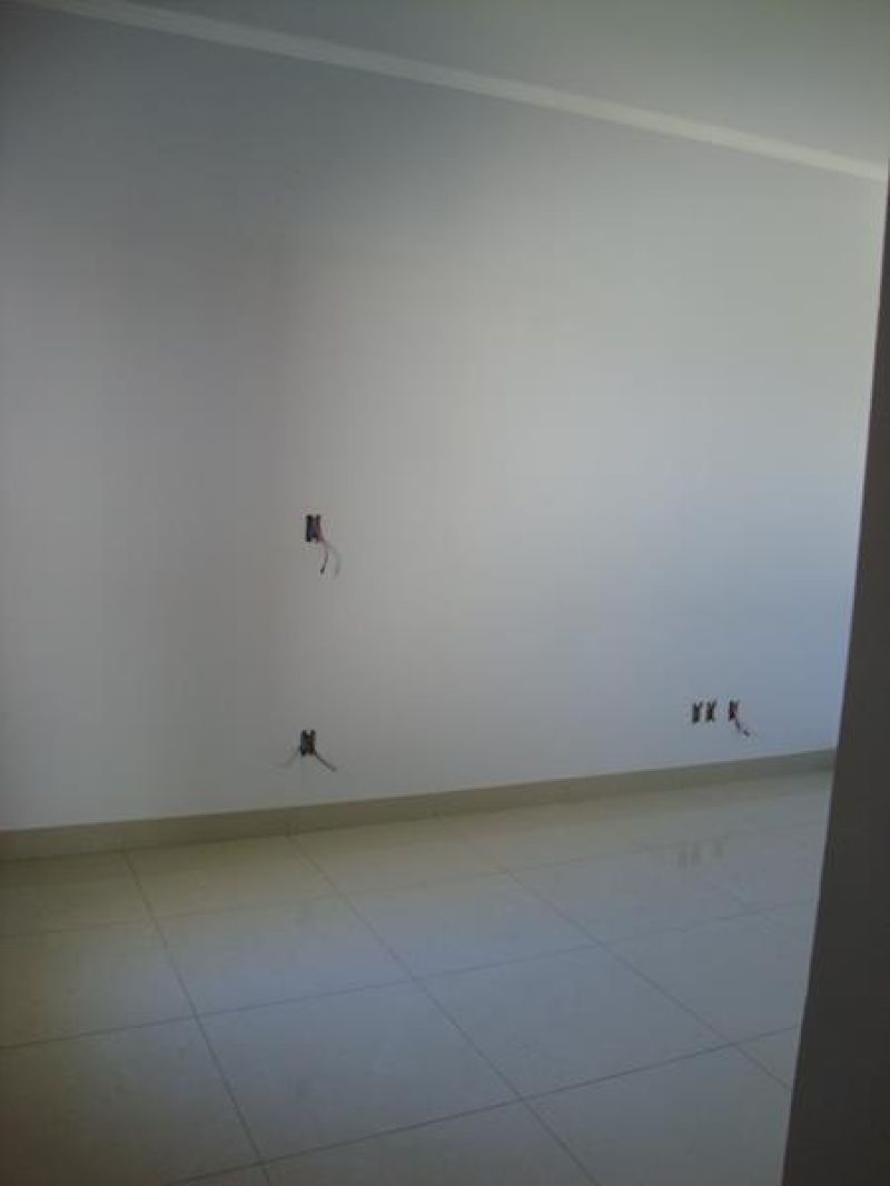 Casa com 3 quartos, 2 banheiros e 147m² à venda no bairro Centro, Taquara