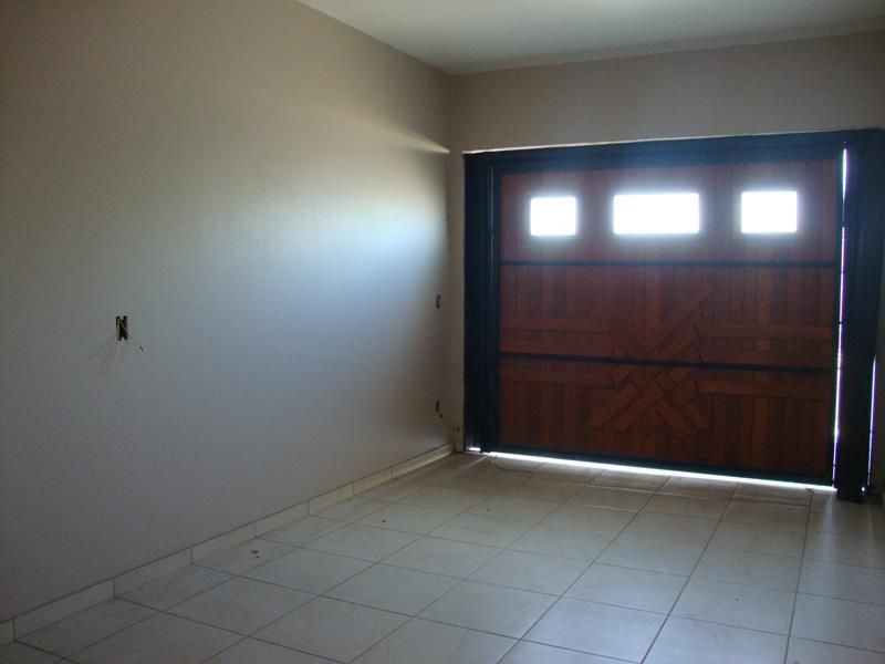 Casa com 3 quartos, 2 banheiros e 147m² à venda no bairro Centro, Taquara