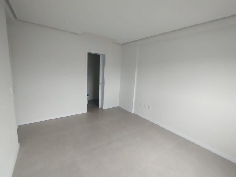 Apartamento com 2 quartos, 2 banheiros e 104m² à venda no bairro Recreio, Taquara