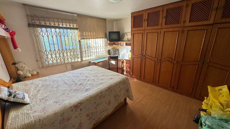 Casa com 4 quartos, 5 banheiros e 380m² à venda no bairro Recreio, Taquara