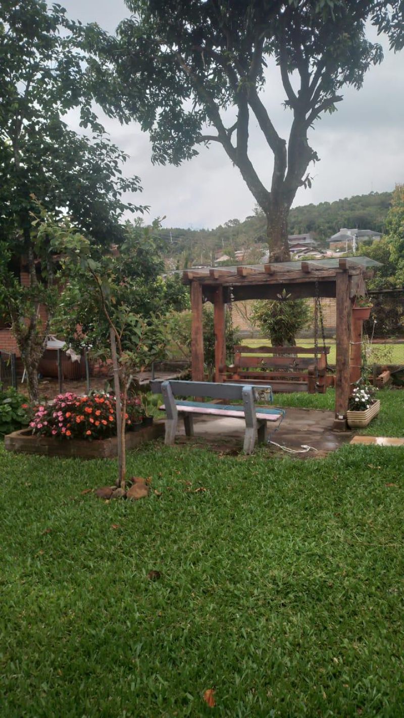 Casa com 2 quartos, 2 banheiros e 140m² à venda no bairro Bom Pastor, Igrejinha
