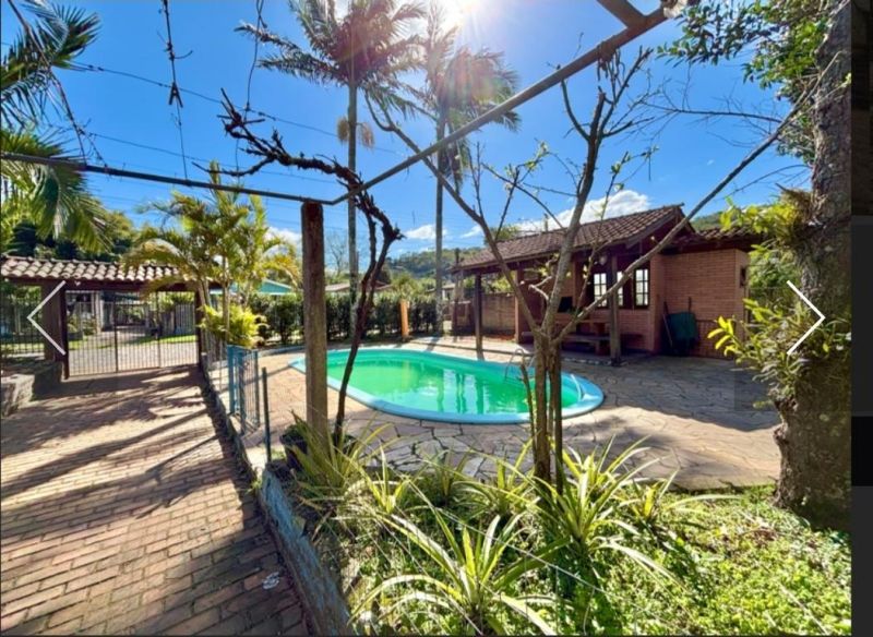 Casa com 2 quartos, 2 banheiros e 140m² à venda no bairro Bom Pastor, Igrejinha
