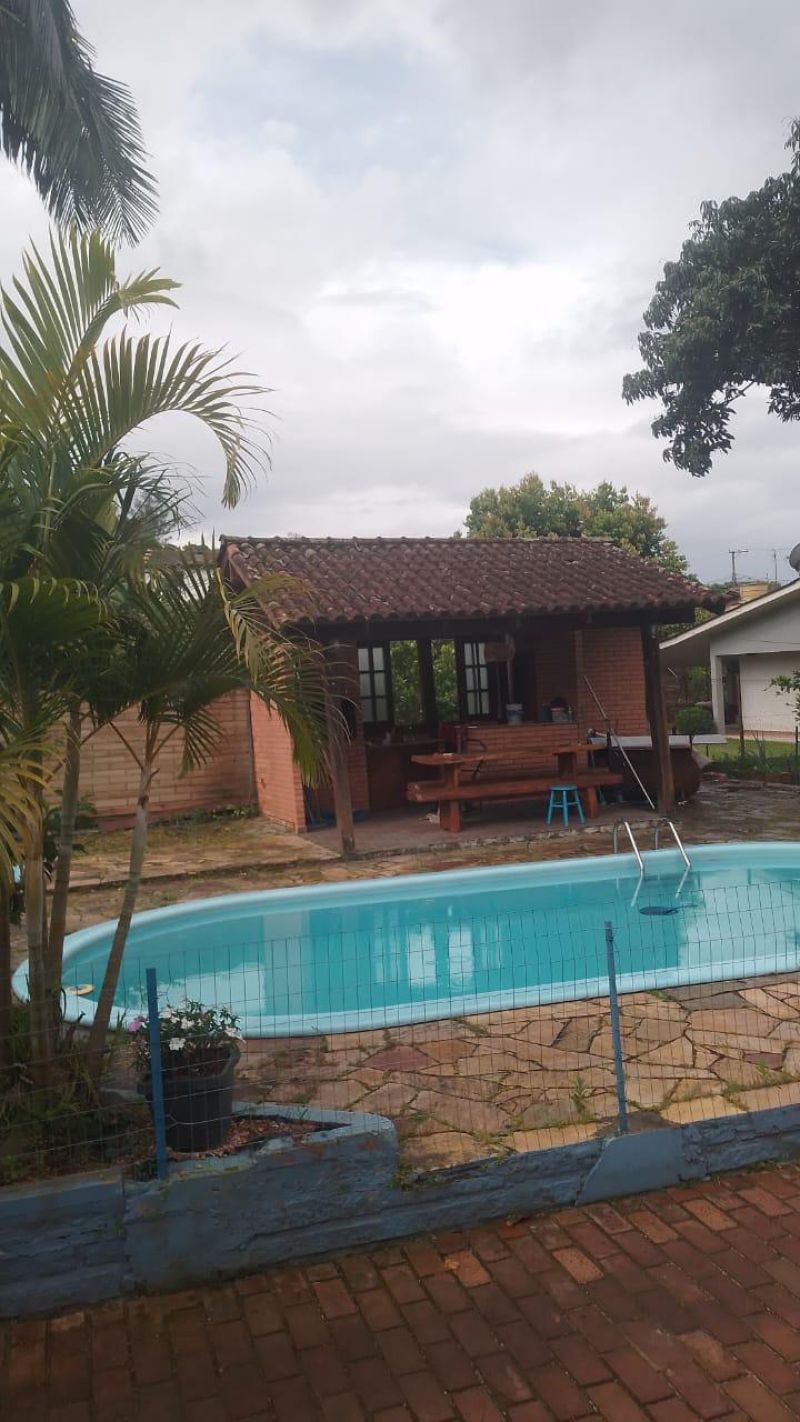 Casa com 2 quartos, 2 banheiros e 140m² à venda no bairro Bom Pastor, Igrejinha