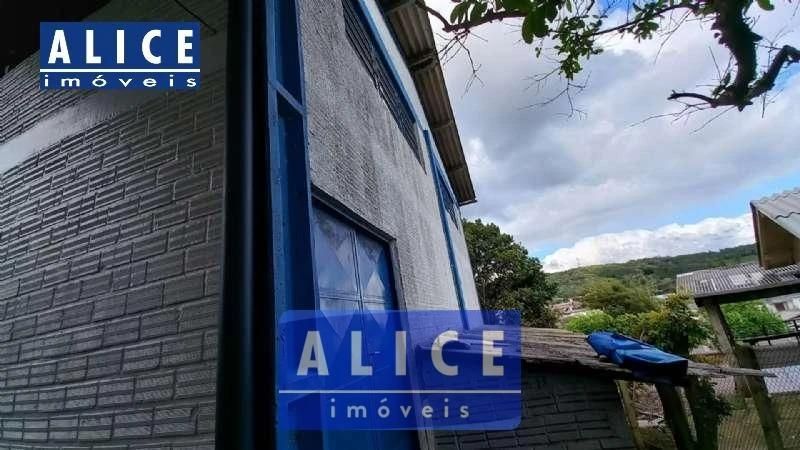 Prédio com 2 quartos e 2 banheiros à venda no bairro Guarani, Parobe