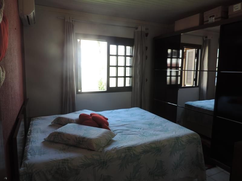 Casa com 2 quartos, 2 banheiros e 79m² à venda no bairro Recreio, Taquara