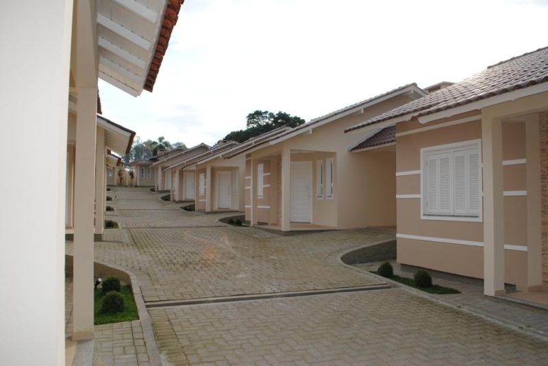Casa com 3 quartos, 1 banheiro e 79m² à venda no bairro Ronda, Taquara