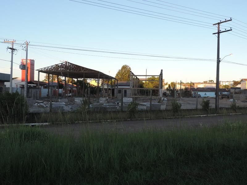 Terreno à venda no bairro Jardim do Prado, Taquara