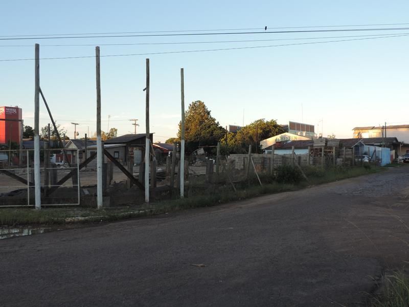 Terreno à venda no bairro Jardim do Prado, Taquara
