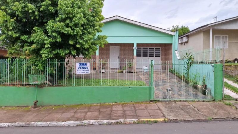 Casa com 2 quartos, 2 banheiros e 148m² à venda no bairro Santa Teresinha, Taquara