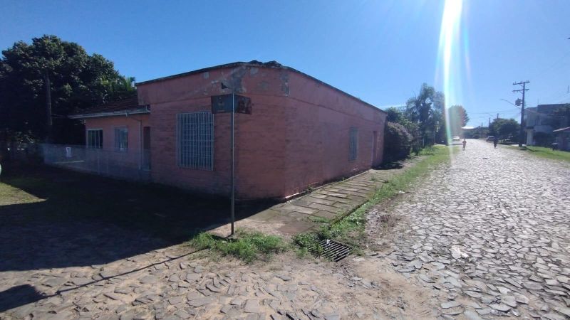 Casa com 3 quartos, 2 banheiros e 120m² à venda no bairro Santa Teresinha, Taquara