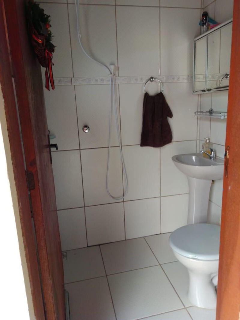 Casa com 2 quartos, 2 banheiros e 120m² à venda no bairro Santa Teresinha, Taquara