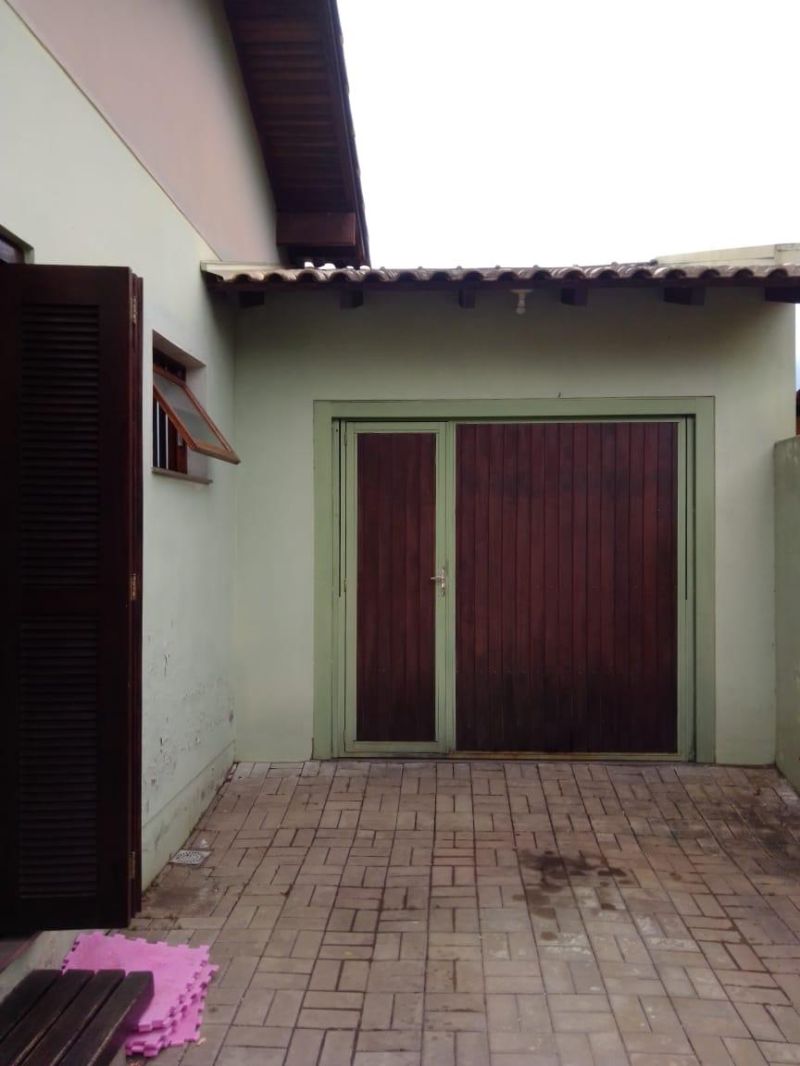 Casa com 2 quartos, 2 banheiros e 120m² à venda no bairro Santa Teresinha, Taquara