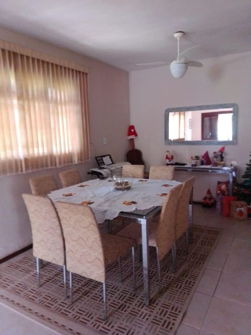 Casa com 2 quartos, 2 banheiros e 120m² à venda no bairro Santa Teresinha, Taquara