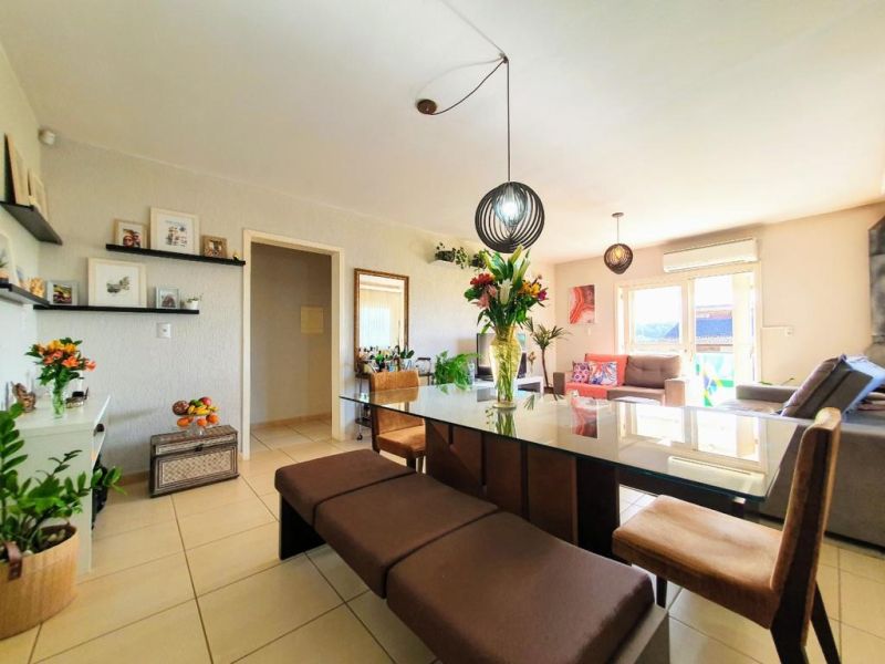 Casa com 3 quartos, 2 banheiros e 172m² à venda no bairro Santa Teresinha, Taquara