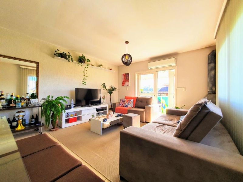 Casa com 3 quartos, 2 banheiros e 172m² à venda no bairro Santa Teresinha, Taquara