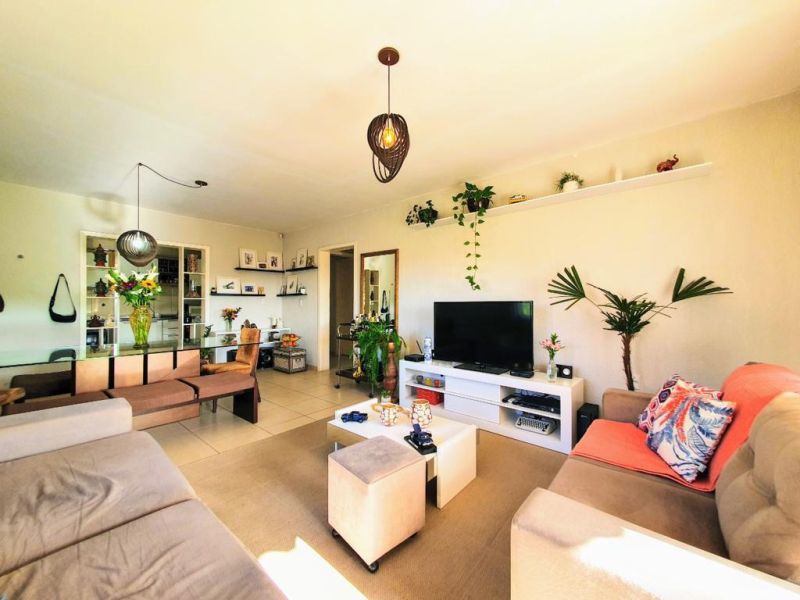 Casa com 3 quartos, 2 banheiros e 172m² à venda no bairro Santa Teresinha, Taquara