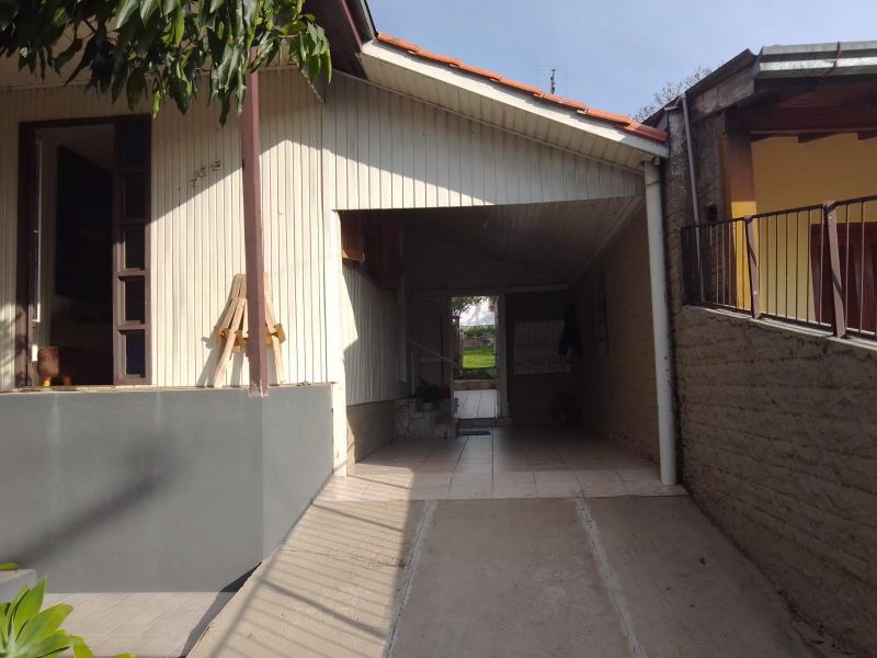 Casa com 3 quartos e 1 banheiro à venda no bairro Santa Teresinha, Taquara