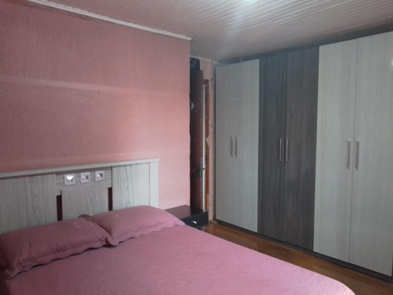 Casa com 3 quartos e 1 banheiro à venda no bairro Santa Teresinha, Taquara