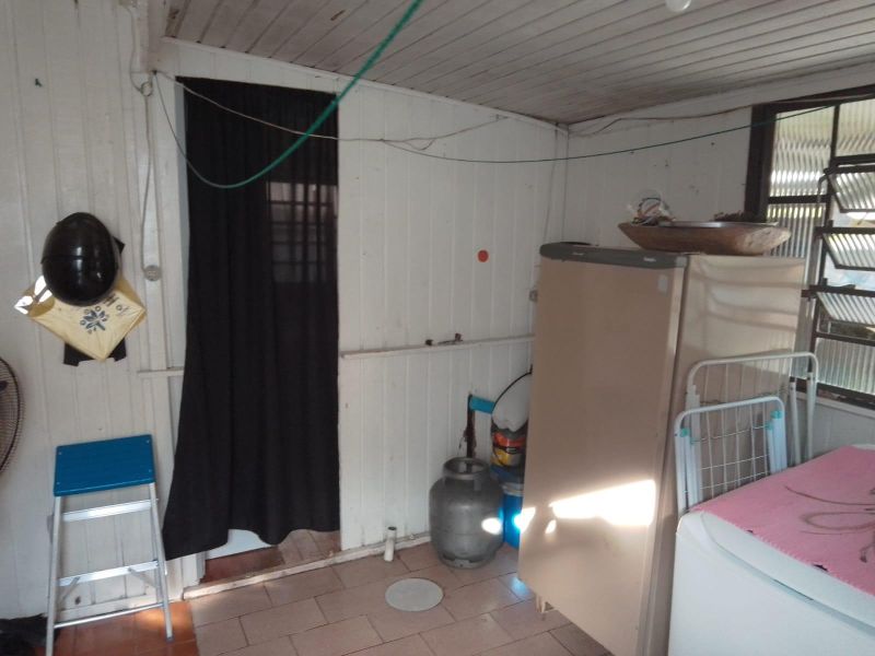 Casa com 3 quartos e 1 banheiro à venda no bairro Santa Teresinha, Taquara