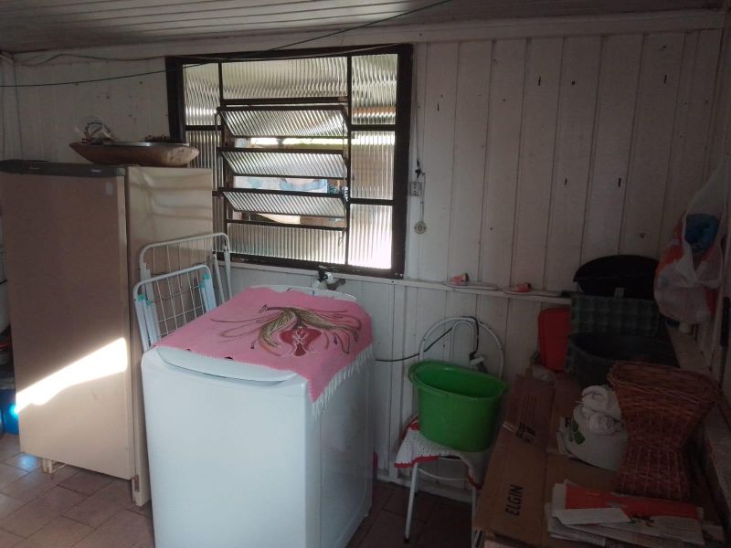 Casa com 3 quartos e 1 banheiro à venda no bairro Santa Teresinha, Taquara