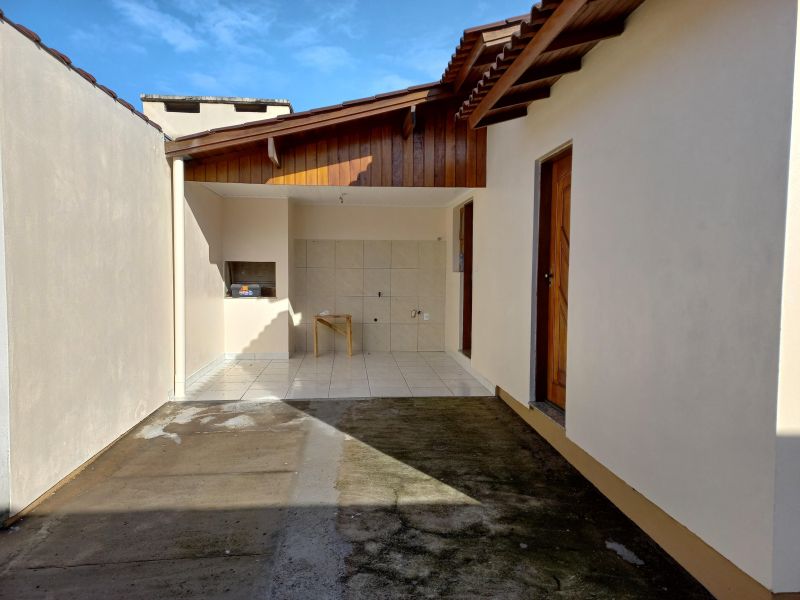 Casa com 2 quartos, 1 banheiro e 69m² à venda no bairro Santa Teresinha, Taquara