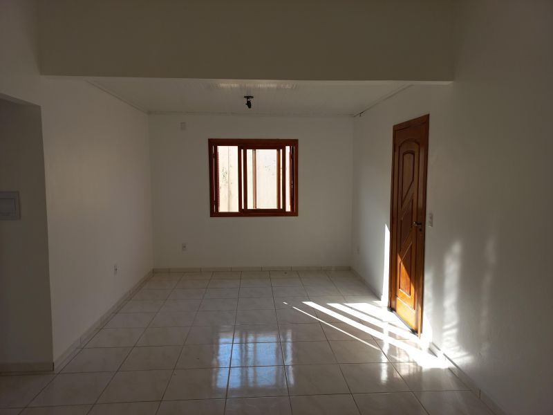 Casa com 2 quartos, 1 banheiro e 69m² à venda no bairro Santa Teresinha, Taquara