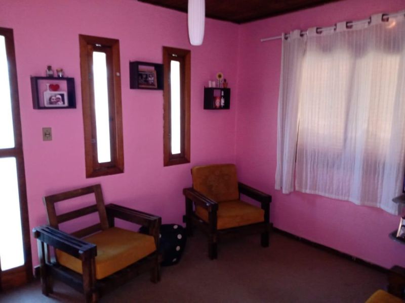 Casa com 5 quartos, 2 banheiros e 248m² à venda no bairro Santa Teresinha, Taquara