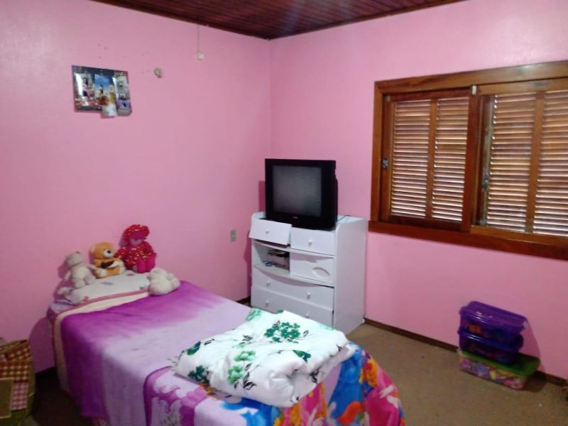 Casa com 5 quartos, 2 banheiros e 248m² à venda no bairro Santa Teresinha, Taquara