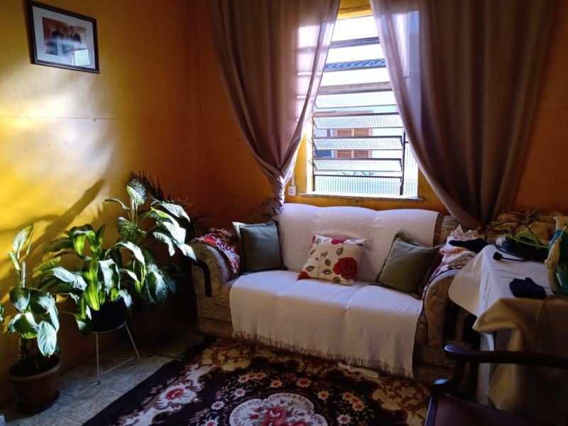 Casa com 5 quartos, 2 banheiros e 248m² à venda no bairro Santa Teresinha, Taquara