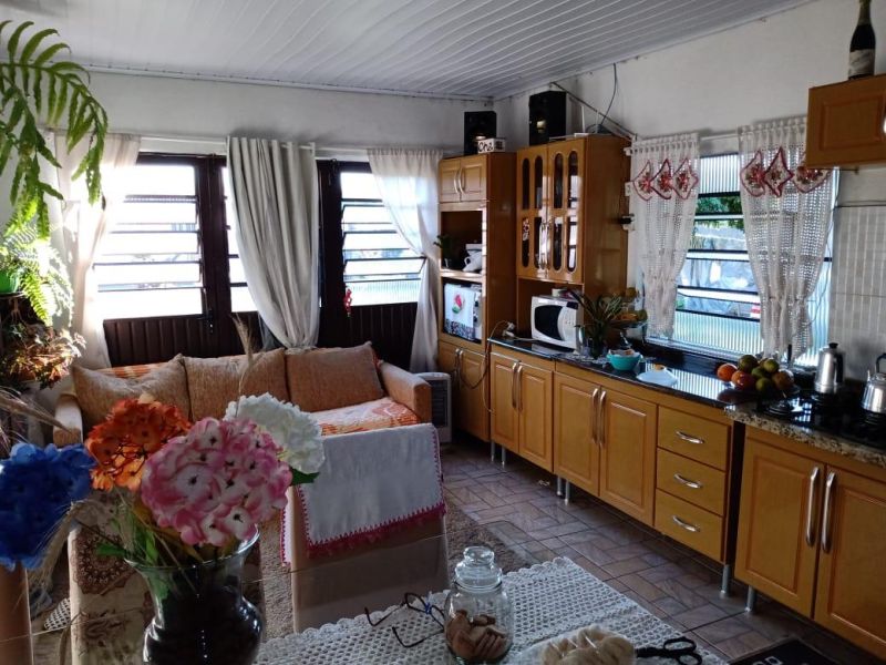 Casa com 5 quartos, 2 banheiros e 248m² à venda no bairro Santa Teresinha, Taquara