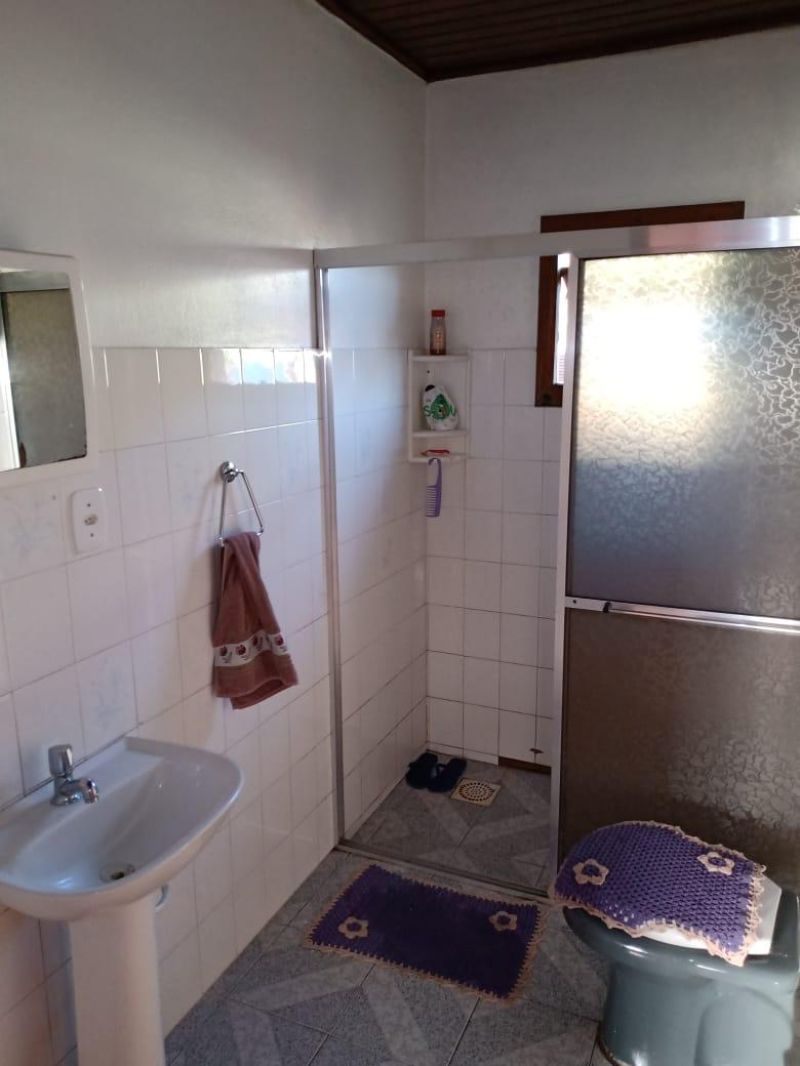 Casa com 5 quartos, 2 banheiros e 248m² à venda no bairro Santa Teresinha, Taquara