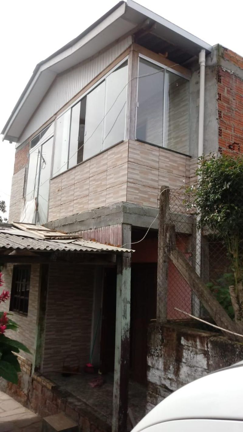 Casa com 3 quartos, 2 banheiros e 84m² à venda no bairro Santa Teresinha, Taquara